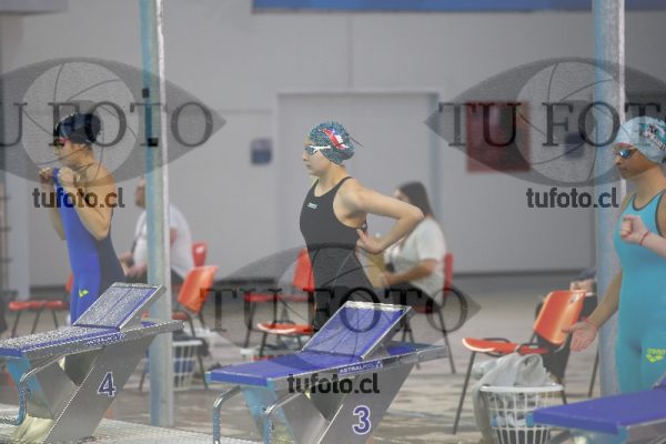 Image 200 L D 0044