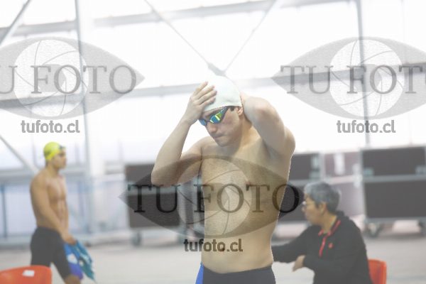 Image 100 L V 0325