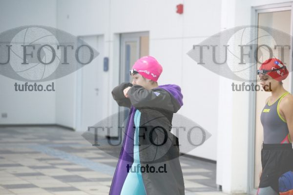 Image 100 P D 0012