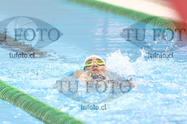 Image 200 E M 0125