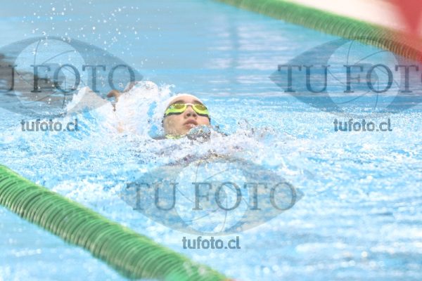 Image 200 E M 0126